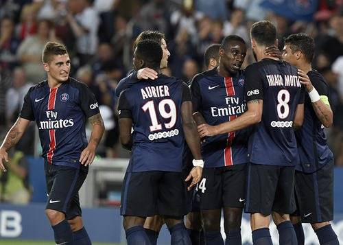  巴黎圣日耳曼豪取五连胜，强势登顶法甲  